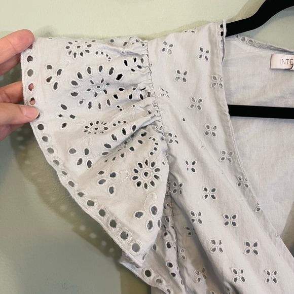 INTERMIX Blouse 4 Lilian Surplice Eyelet Flutter Sleeve Wrap Top Cotton Blue - Picture 5 of 11